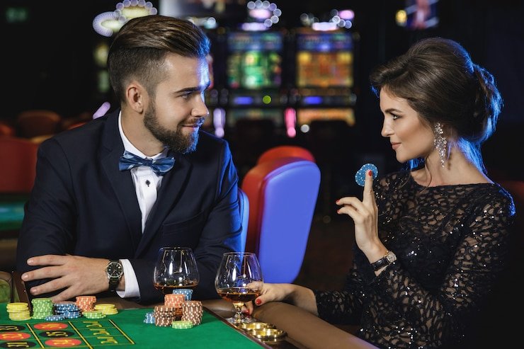 Permainan slot Aviator dan Sweet Bonanza di aplikasi mobile fungame777 slot